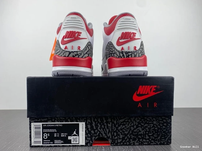 Fire Retro  Red GoAnywhere DN3707-160 Jordan 738 3 0521